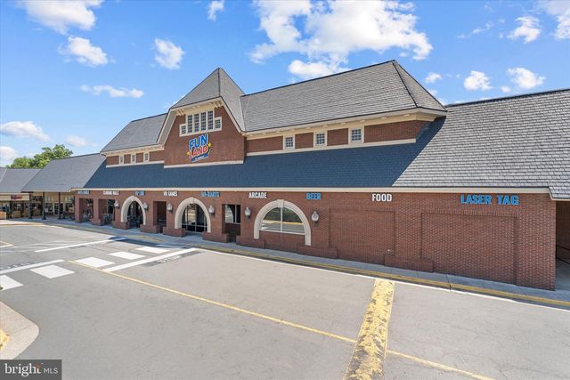 14707 BRADDOCK RD, Centreville, VA 20120