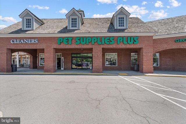 14707 BRADDOCK RD, Centreville, VA 20120