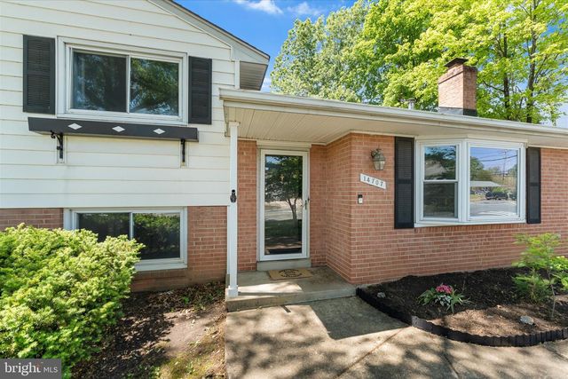 14707 BRADDOCK RD, Centreville, VA 20120
