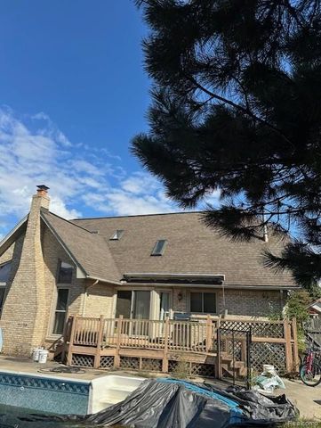 46721 Barbara Drive, Macomb, MI 48044