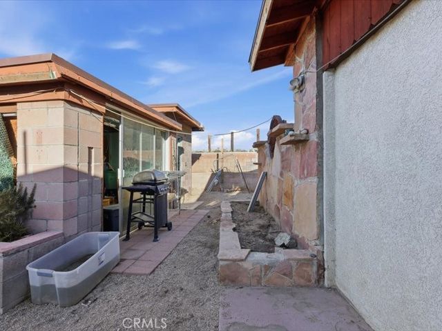 19876 Lodema Road, Apple Valley, CA 92307