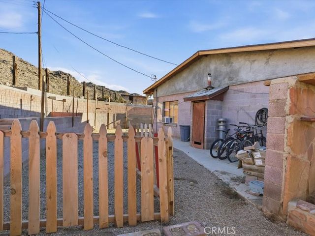 19876 Lodema Road, Apple Valley, CA 92307