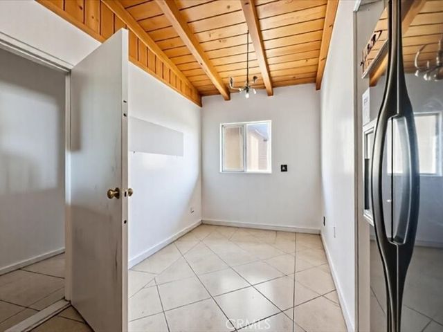 19876 Lodema Road, Apple Valley, CA 92307