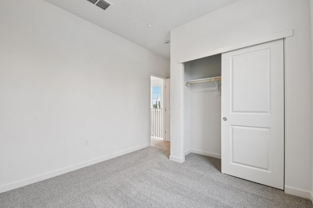 6451 Jacinto Ave, Sacramento, CA 95823