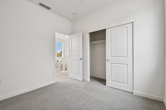 6451 Jacinto Ave, Sacramento, CA 95823