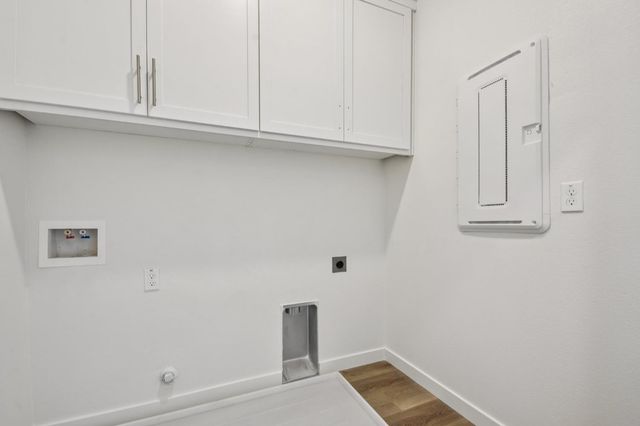 6451 Jacinto Ave, Sacramento, CA 95823