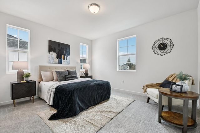 6451 Jacinto Ave, Sacramento, CA 95823