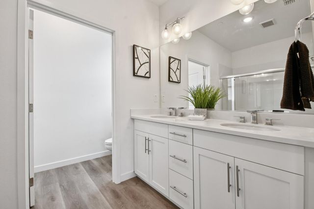 6451 Jacinto Ave, Sacramento, CA 95823