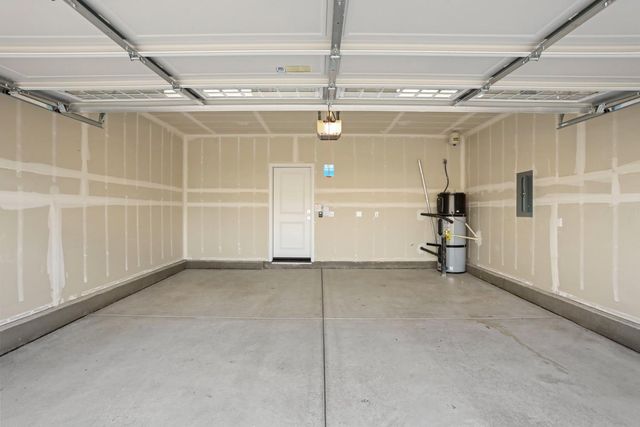 6451 Jacinto Ave, Sacramento, CA 95823