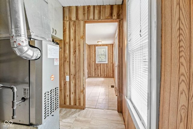 115 South Drive, Anderson, IN 46013