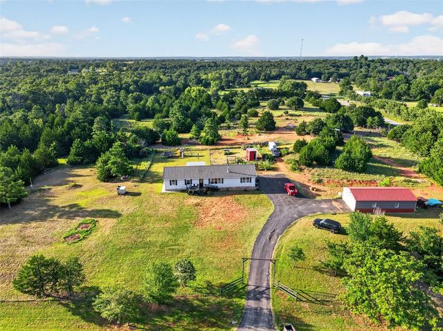 208 Moran Road, Mcloud, OK 74851
