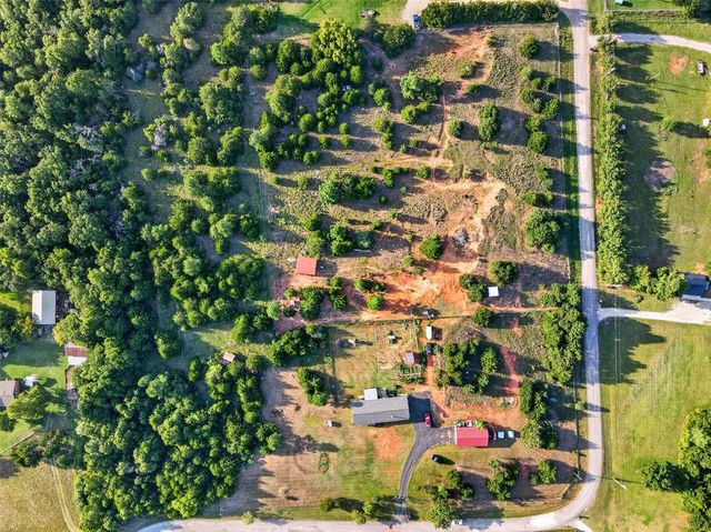208 Moran Road, Mcloud, OK 74851