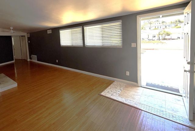 12923 Slack Street, Poway, CA 92064