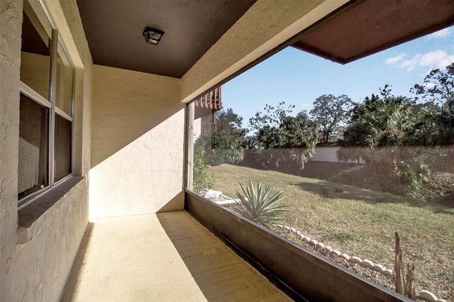 3212 RAMBLEWOOD DRIVE N 3212, Sarasota, FL 34237