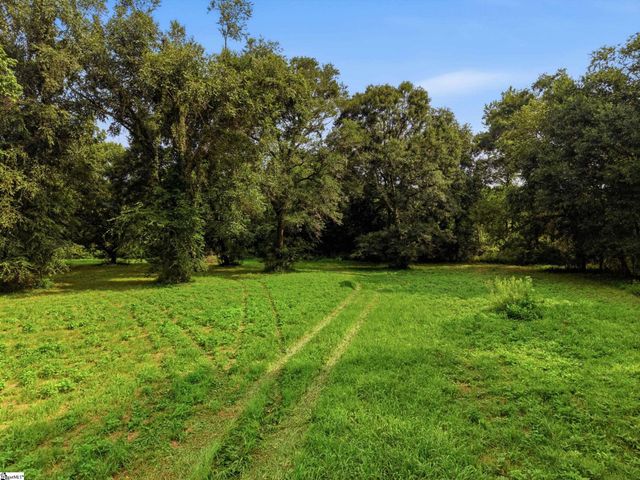553 Dacusville Road, Marietta, SC 29661
