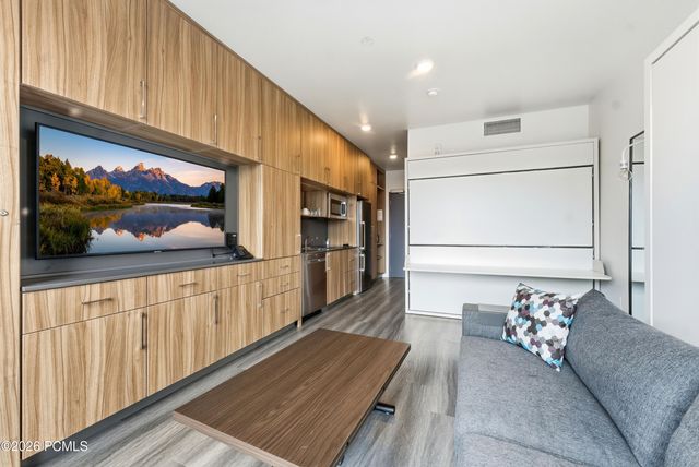 2670 W Canyons Resort Drive 203, Park City, UT 84098