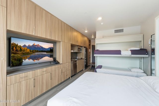 2670 W Canyons Resort Drive 203, Park City, UT 84098