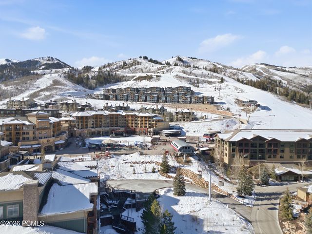 2670 W Canyons Resort Drive 203, Park City, UT 84098