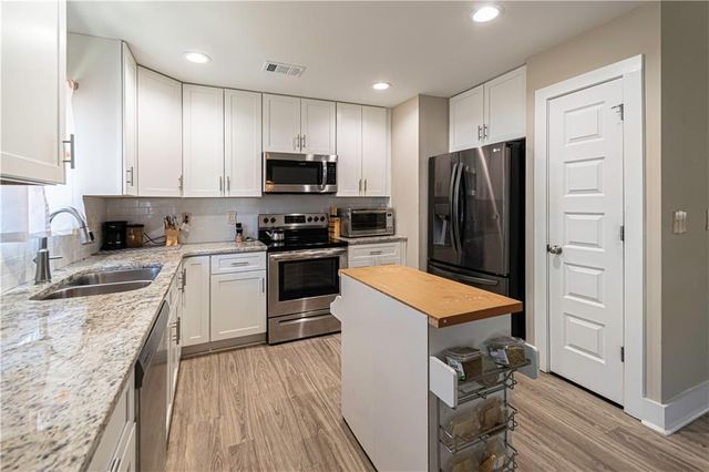 3336 Donna Way, Gainesville, GA 30504