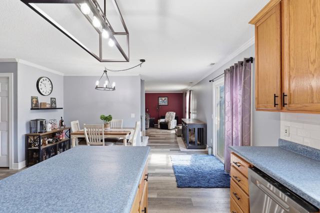 2014 Lava Falls Crossing, Fort Wayne, IN 46808