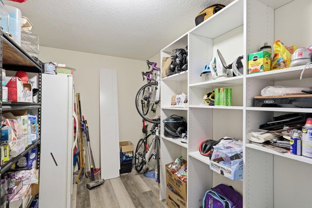 2014 Lava Falls Crossing, Fort Wayne, IN 46808