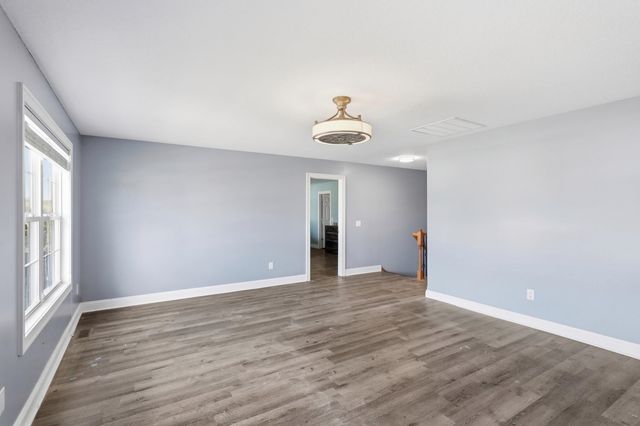 2014 Lava Falls Crossing, Fort Wayne, IN 46808