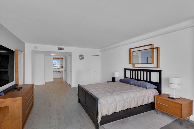 2100 S Ocean Lane 709, Fort Lauderdale, FL 33316