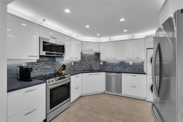 2100 S Ocean Lane 709, Fort Lauderdale, FL 33316