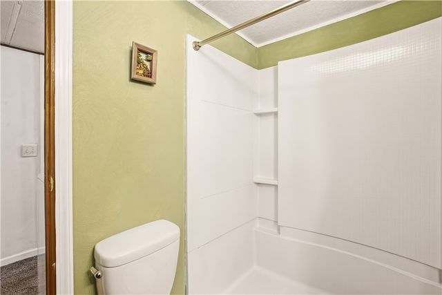 401 Jennings Ave, Scottdale, PA 15683