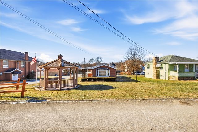 401 Jennings Ave, Scottdale, PA 15683