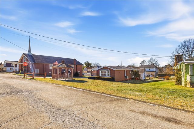 401 Jennings Ave, Scottdale, PA 15683