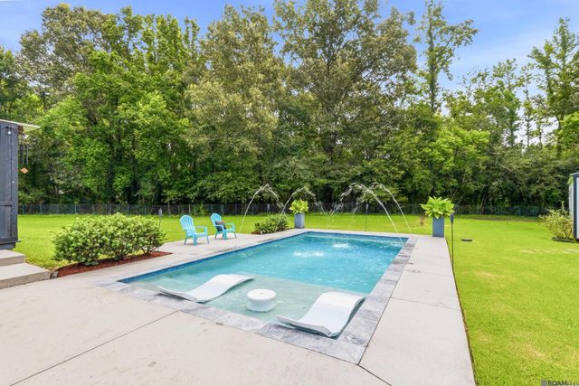 10218 La Jolla Ct, Baton Rouge, LA 70818
