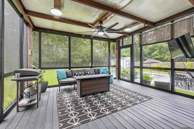 10218 La Jolla Ct, Baton Rouge, LA 70818