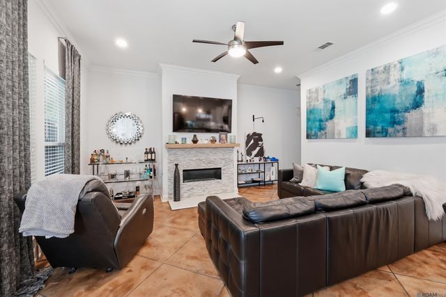 10218 La Jolla Ct, Baton Rouge, LA 70818