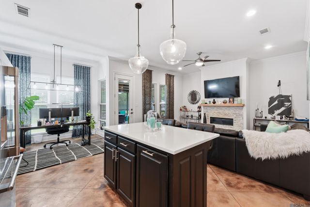 10218 La Jolla Ct, Baton Rouge, LA 70818