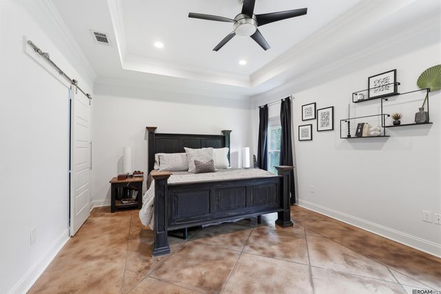 10218 La Jolla Ct, Baton Rouge, LA 70818