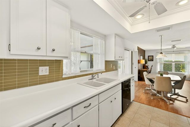 14901 SOVEREIGN DRIVE, Largo, FL 33774