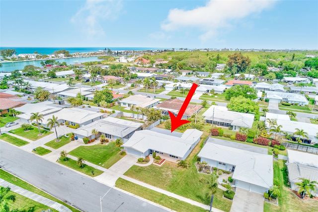 14901 SOVEREIGN DRIVE, Largo, FL 33774