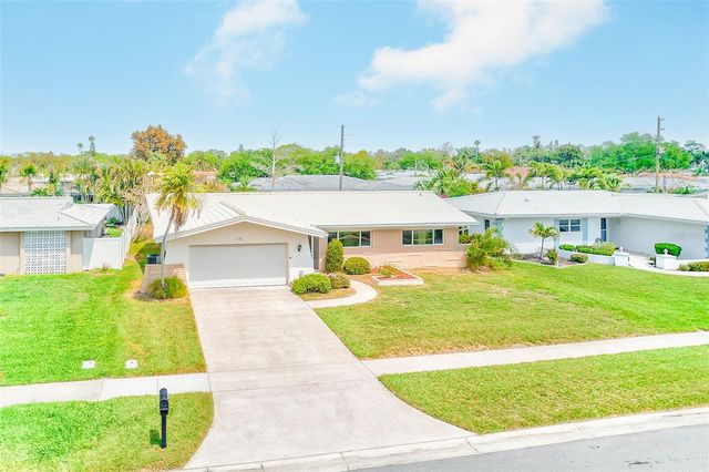 14901 SOVEREIGN DRIVE, Largo, FL 33774