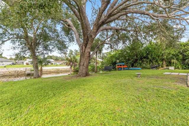 2586 AUBURN BOULEVARD, Port Charlotte, FL 33948