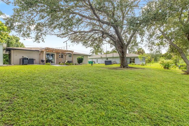 2586 AUBURN BOULEVARD, Port Charlotte, FL 33948