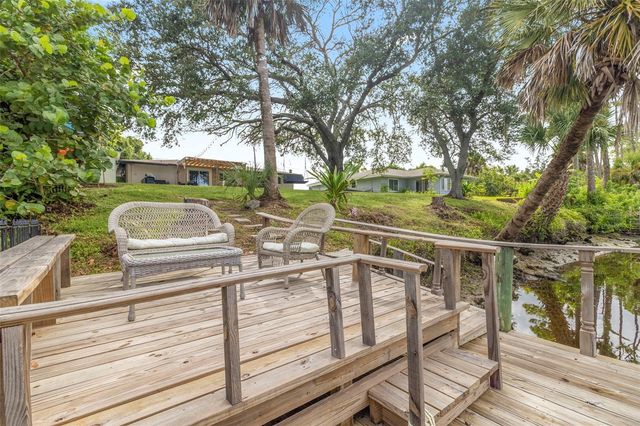 2586 AUBURN BOULEVARD, Port Charlotte, FL 33948