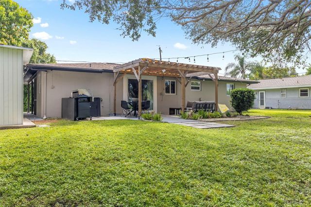 2586 AUBURN BOULEVARD, Port Charlotte, FL 33948