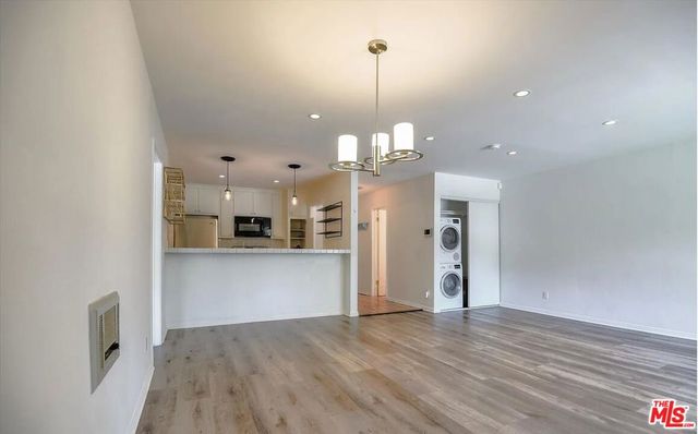 1222 N Olive Drive 209, West Hollywood, CA 90069
