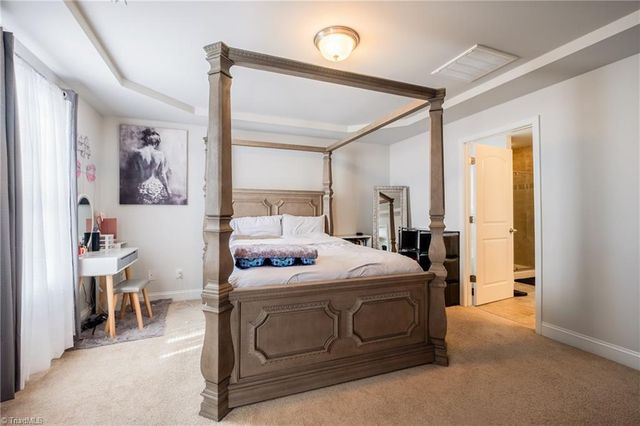 5180 Sedge Hollow Drive, Kernersville, NC 27284