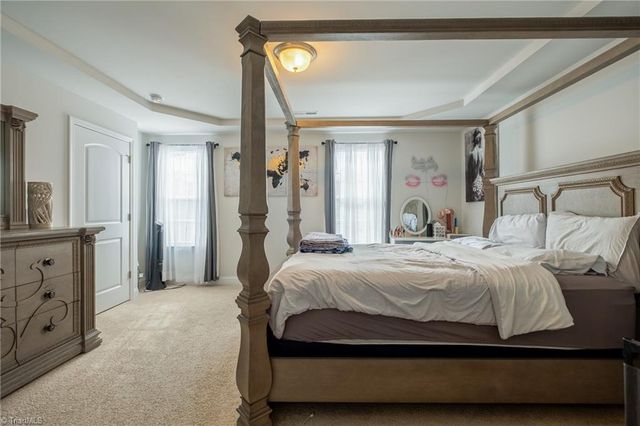 5180 Sedge Hollow Drive, Kernersville, NC 27284