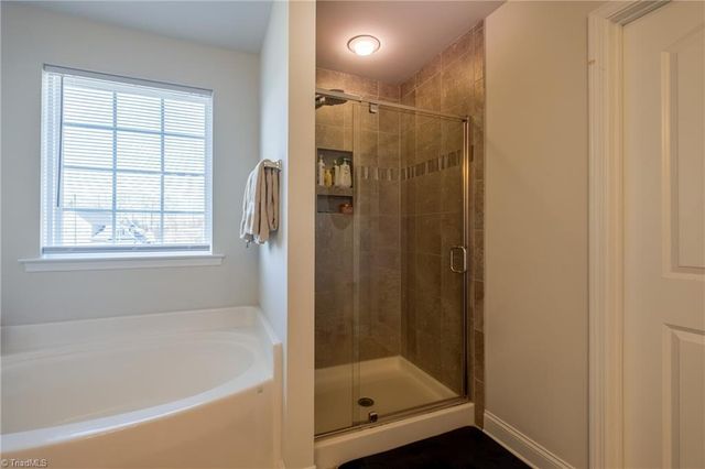 5180 Sedge Hollow Drive, Kernersville, NC 27284