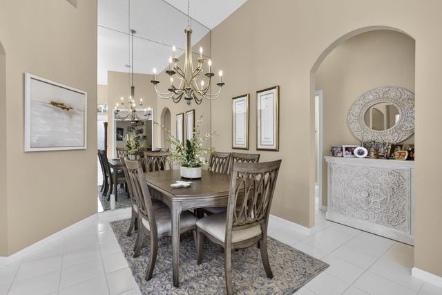 8184 Sandpiper Way, West Palm Beach, FL 33412