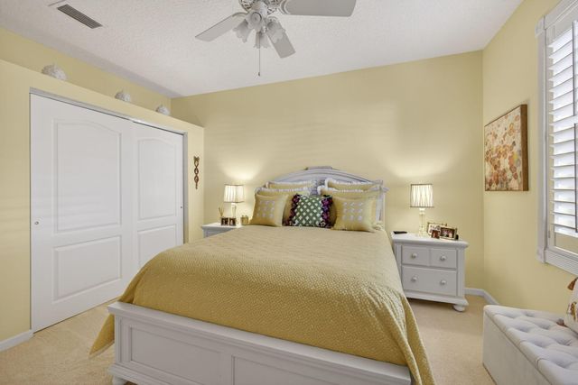 8184 Sandpiper Way, West Palm Beach, FL 33412