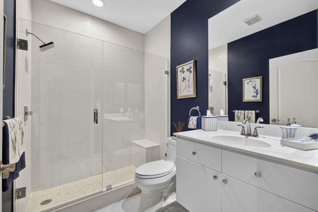 8184 Sandpiper Way, West Palm Beach, FL 33412